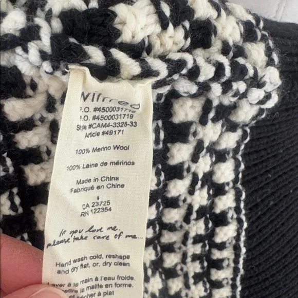 ARITZIA Wilfred Black & Cream Checkered Merino Wool Sweater – XXS - Picture 5 of 5